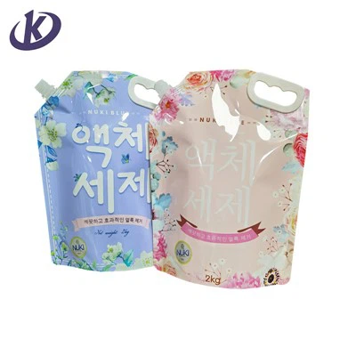 Bec verseur pour détergent liquide Doypack